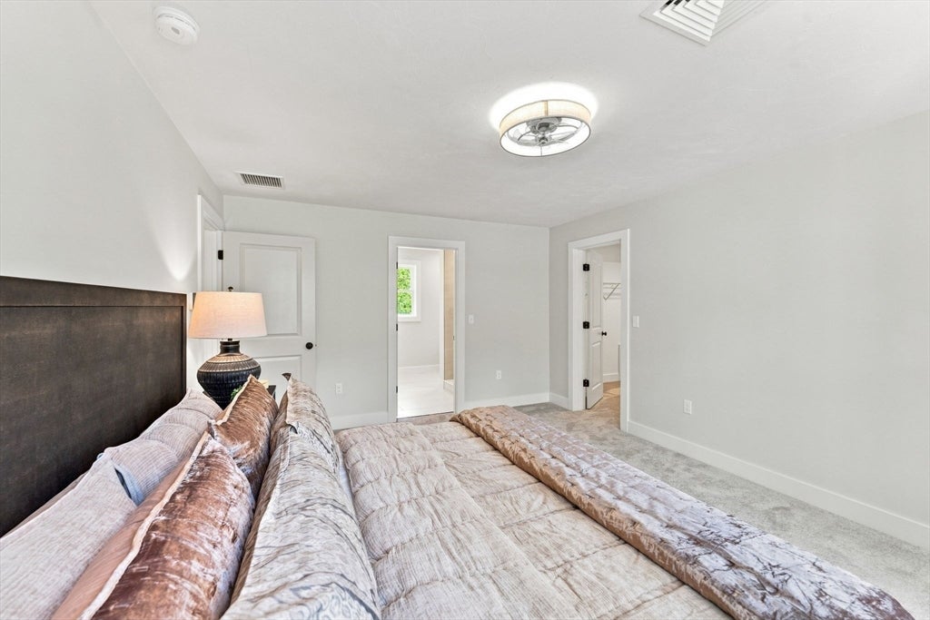 4 White Court, Douglas, MA Photo #23