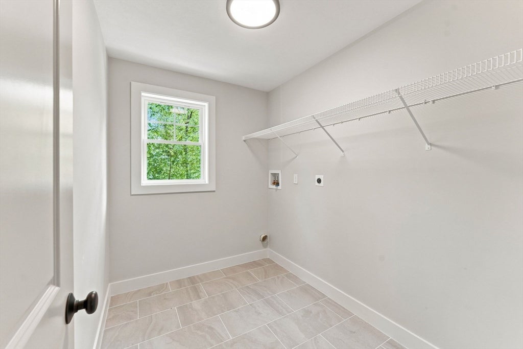 4 White Court, Douglas, MA Photo #37