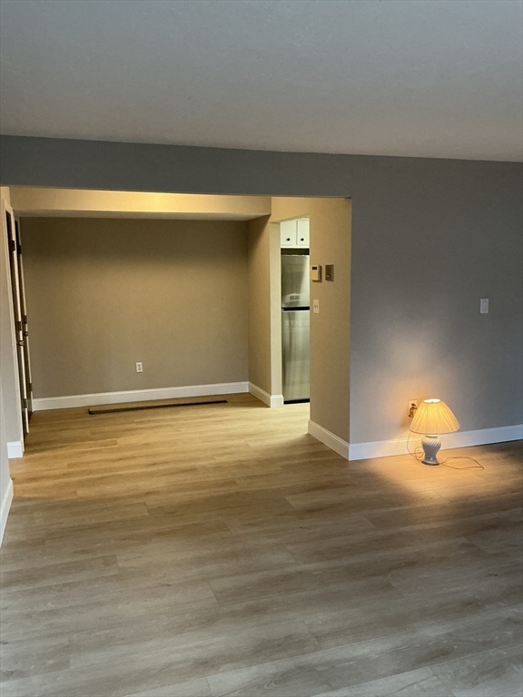 8 Kingswood Dr 3