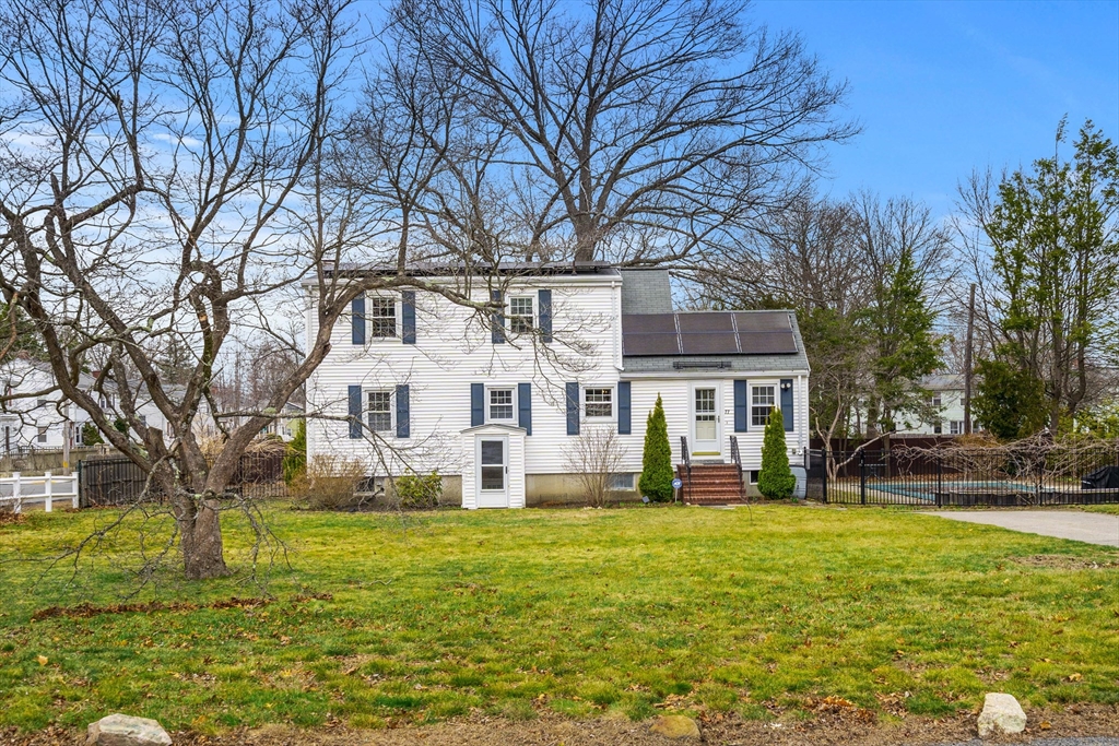 77 Cushing Rd