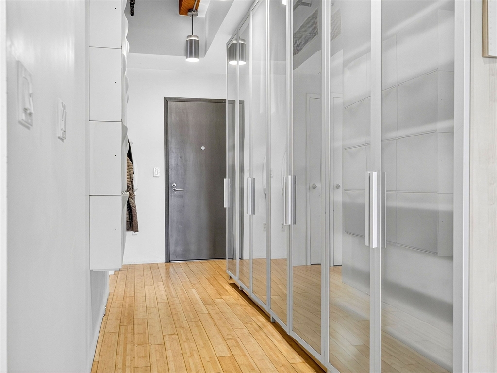 9 West Broadway 508