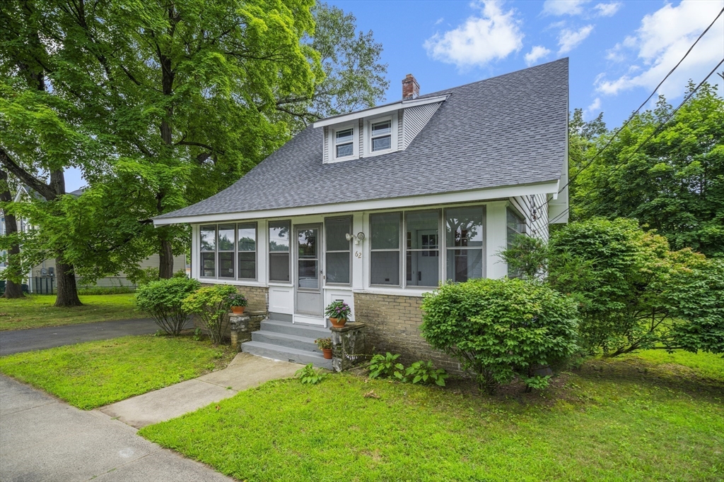 62 Homestead Avenue
