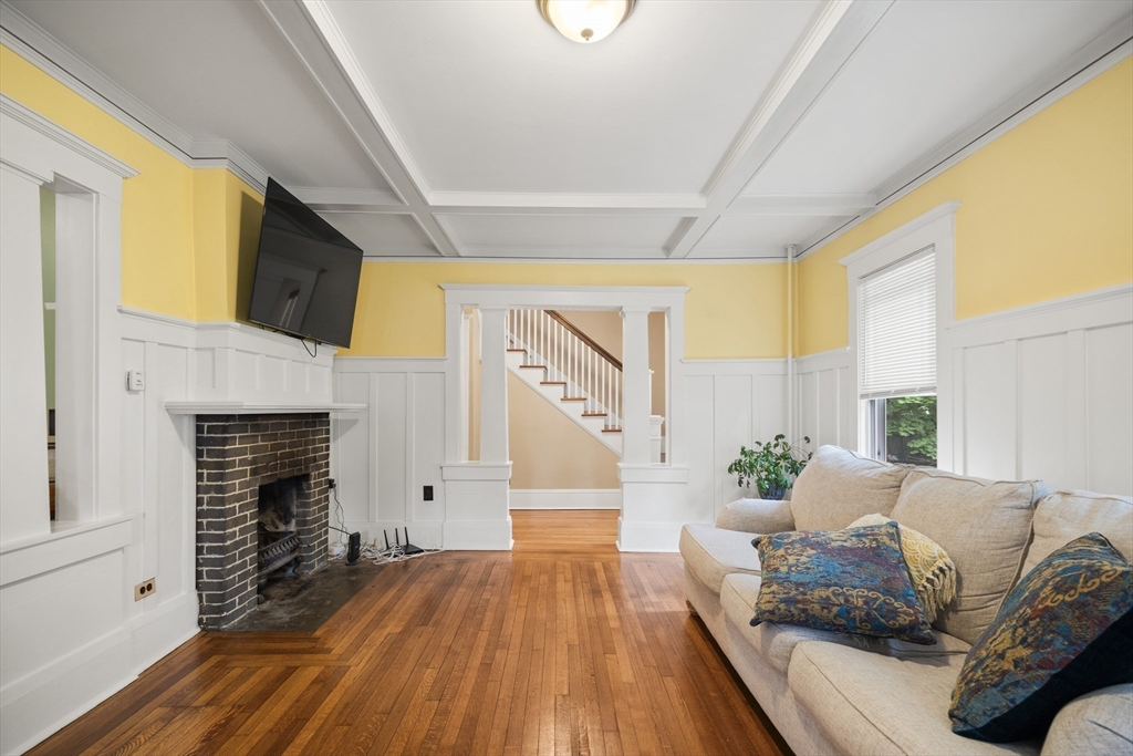 62 Homestead Avenue