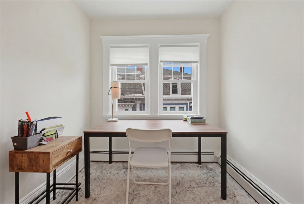 3 Regent Cir 3