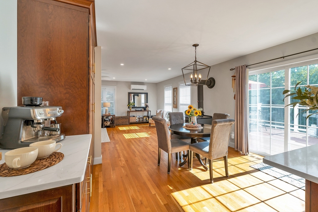 12 Longmeadow