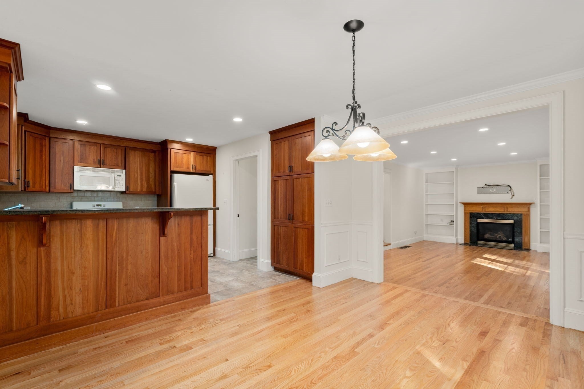 7 Castle Gate Road, Wayland, MA, 7 Castle Gate Road, Wayland, MA Photo #8