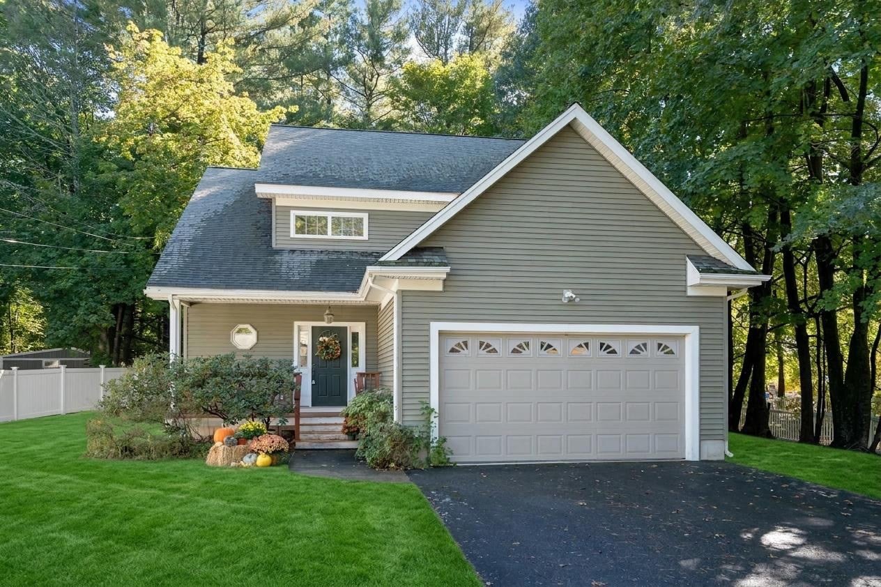 7 Castle Gate Road, Wayland, MA, 7 Castle Gate Road, Wayland, MA Photo #1