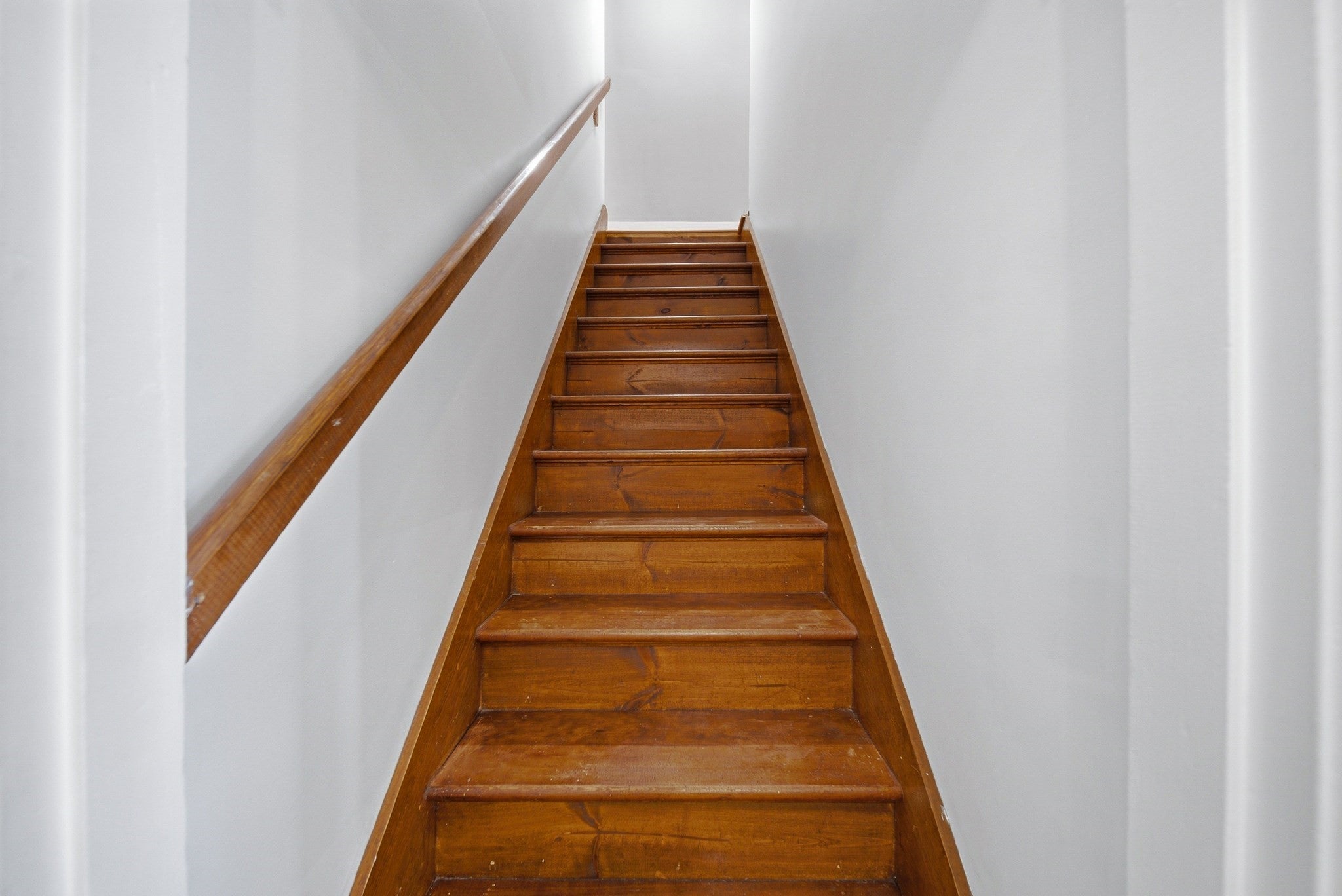 283 Longhill Ave, Somerset, MA Photo #22