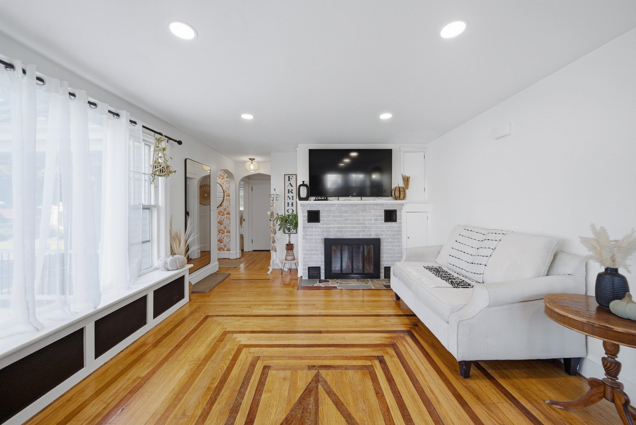 283 Longhill Ave