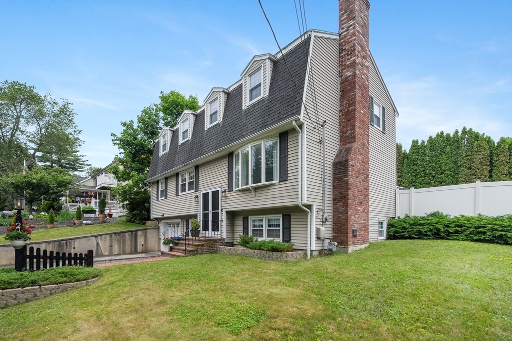 37 Hillcrest Ave