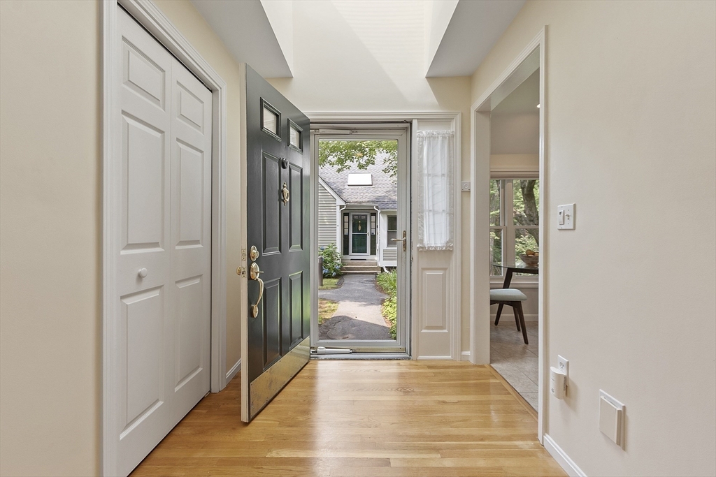 32 Brewster Ln 32
