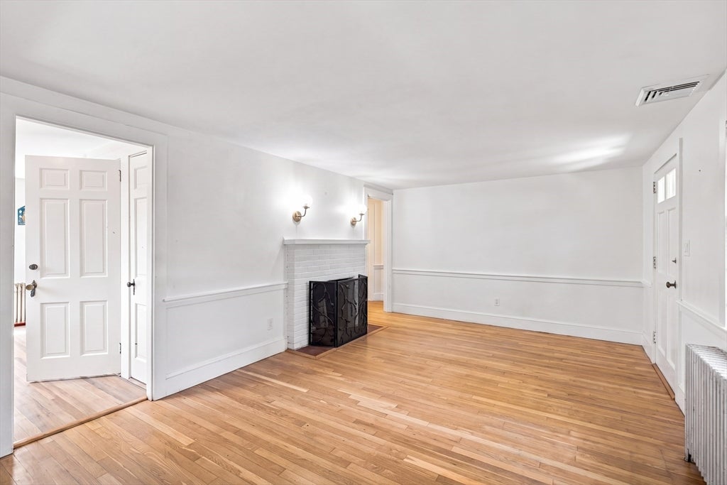 35 Walnut St