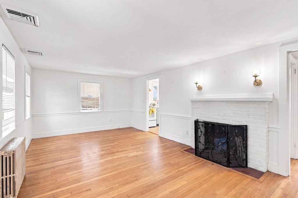 35 Walnut St
