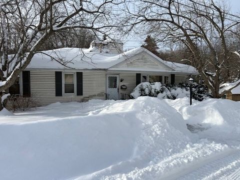 21 Baxter St Worcester MA 01602