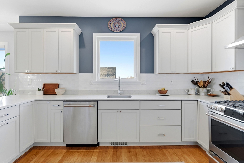 62 Saint Rose St #3, Boston, MA Photo #7