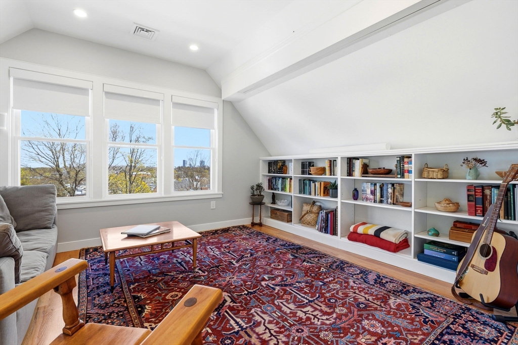 62 Saint Rose St #3, Boston, MA Photo #23