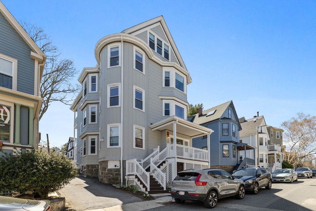 62 Saint Rose St #3, Boston, MA Photo #33