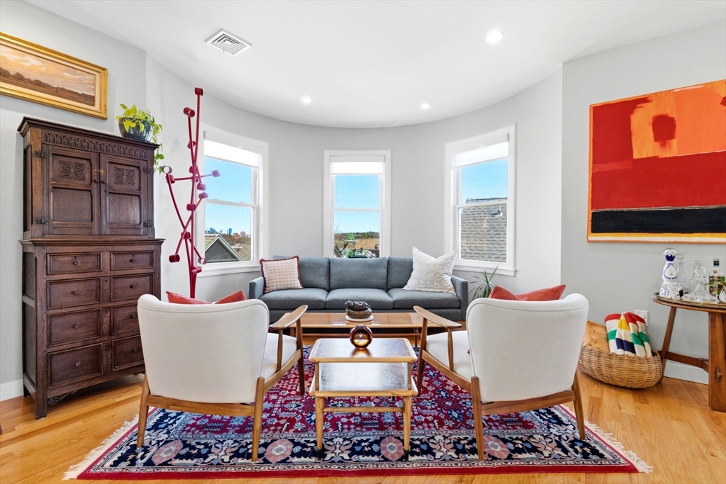 62 Saint Rose St #3, Boston, MA Photo #11