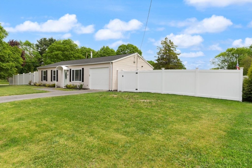 8 Viking Drive