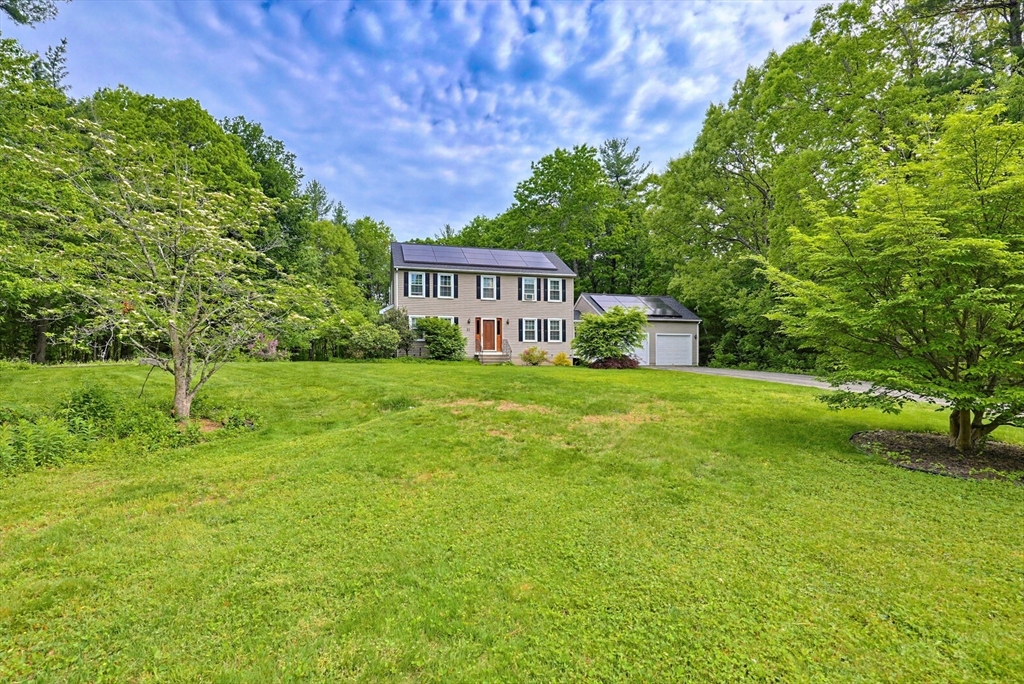 11 Brooke Haven Dr