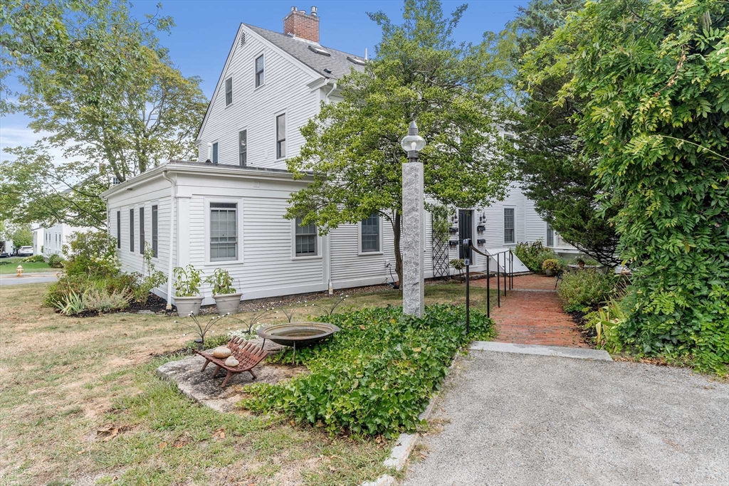15 High Street D