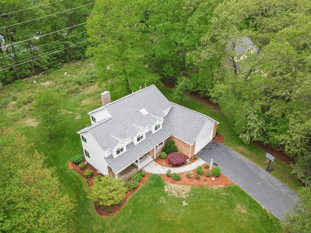 10 Grover Rd
