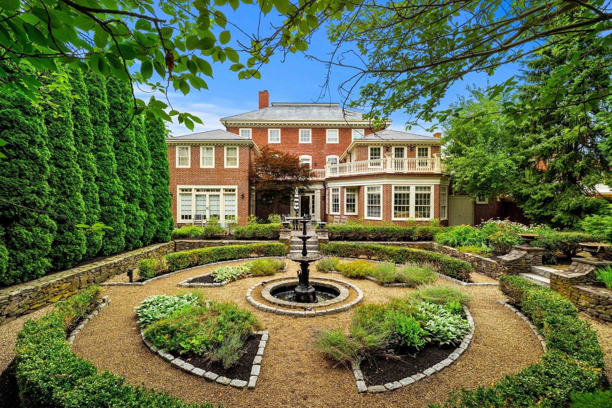 19 Federal St, Newburyport, MA Photo #1