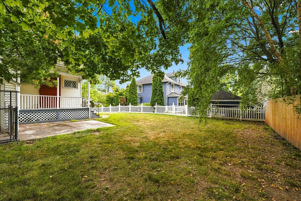 22 Quincy Street, Methuen, MA, 22 Quincy Street, Methuen, MA Photo #7