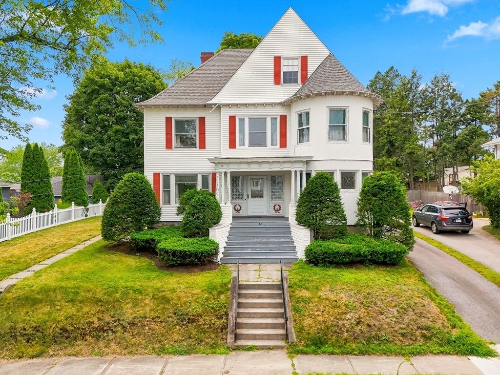 22 Quincy Street, Methuen, MA, 22 Quincy Street, Methuen, MA Photo #2