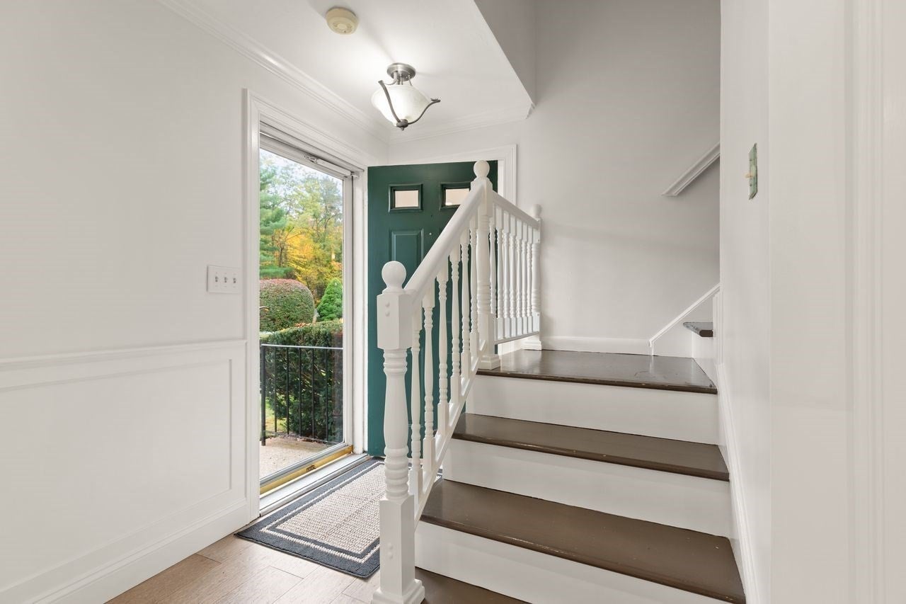 93 Claire Dr 93