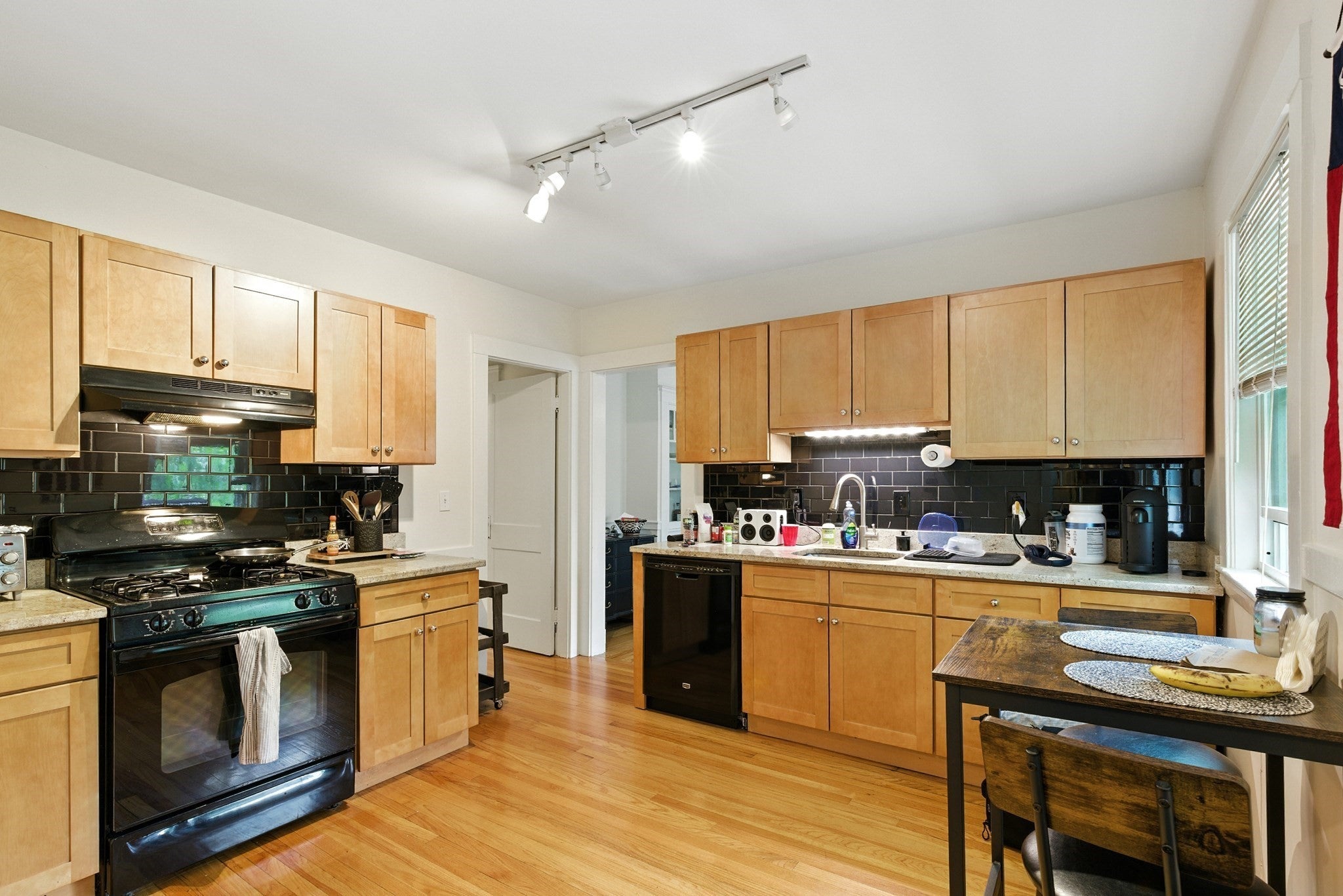 49 St. John Street #3, Boston, MA, 49 St. John Street #3, Boston, MA Photo #5