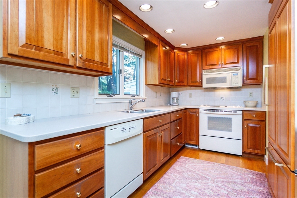 53 Davidson Rd
