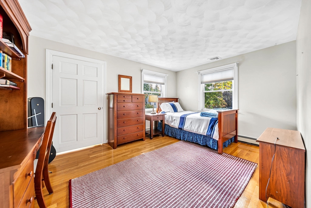 Needham, Massachusetts 02492, United States, 4 Bedrooms Bedrooms, ,2 BathroomsBathrooms,Residential,Active,215921