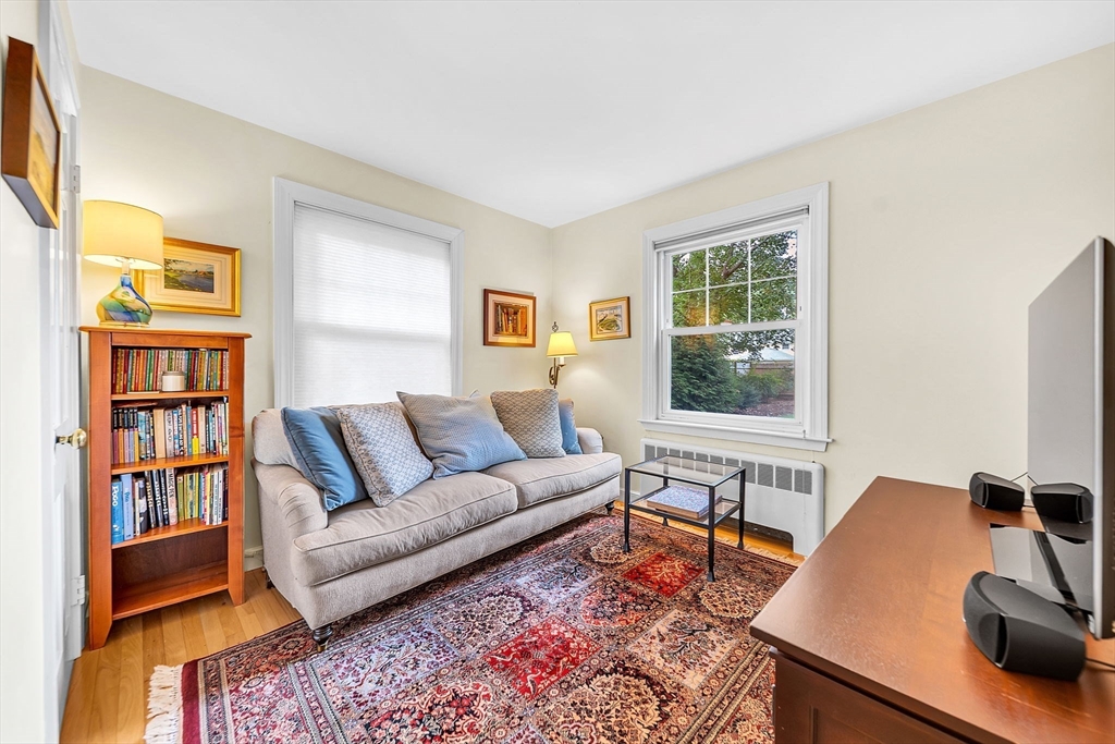 Needham, Massachusetts 02492, United States, 4 Bedrooms Bedrooms, ,2 BathroomsBathrooms,Residential,Active,215921