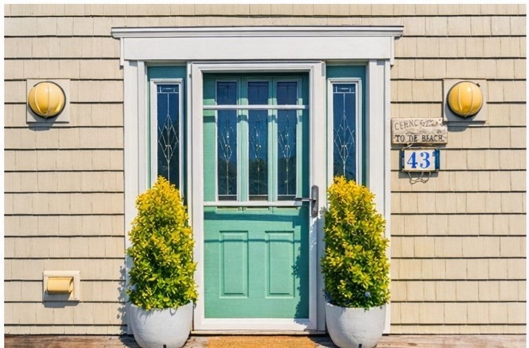 43 Maple Ave, Nahant, MA Photo #2