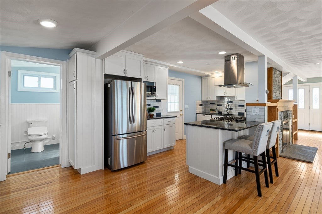43 Maple Ave, Nahant, MA Photo #12