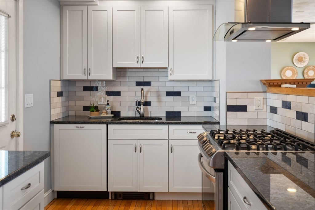43 Maple Ave, Nahant, MA Photo #14