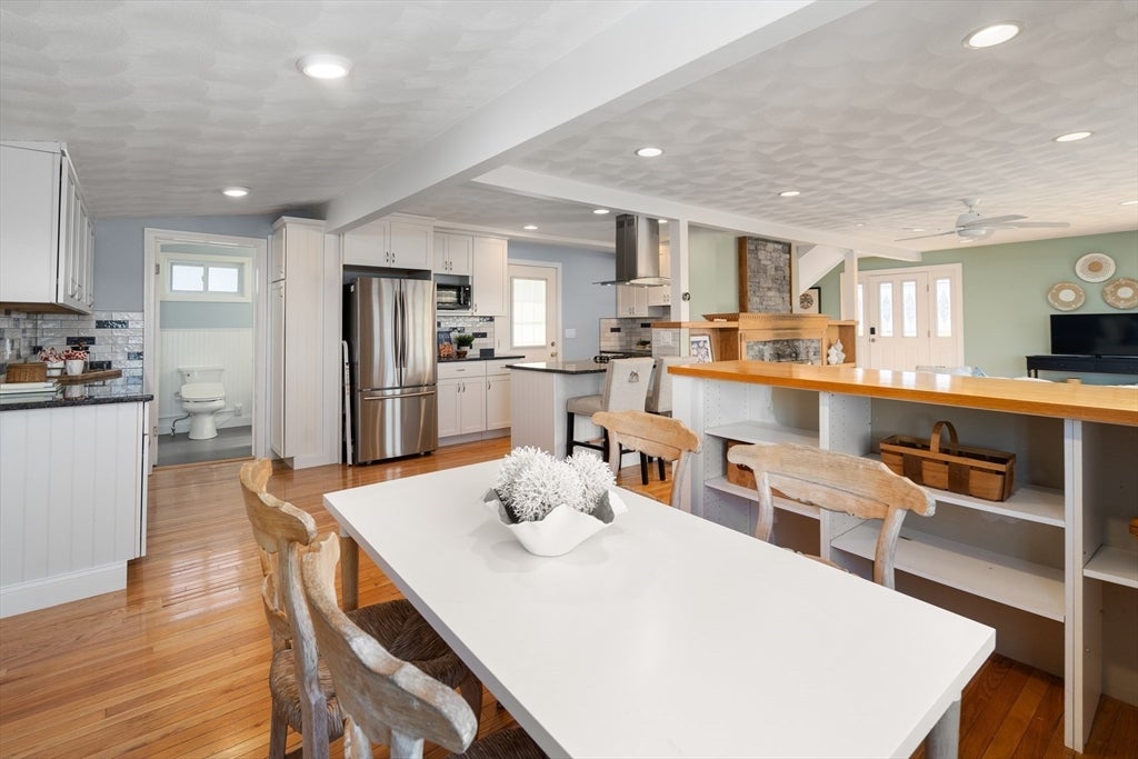 43 Maple Ave, Nahant, MA Photo #17