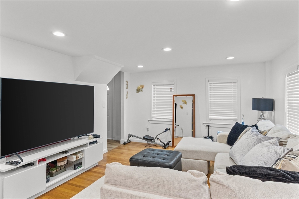 73 N Lowell