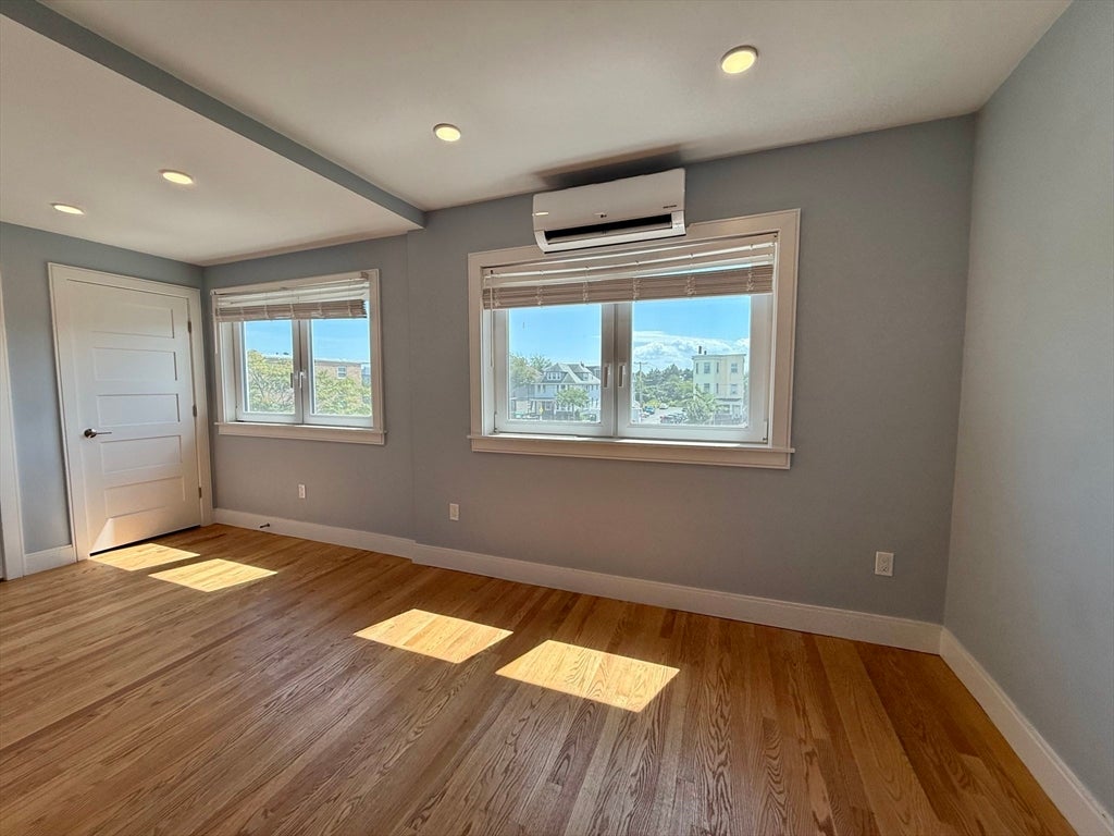 863 Saratoga St #3, Boston, MA Photo #4