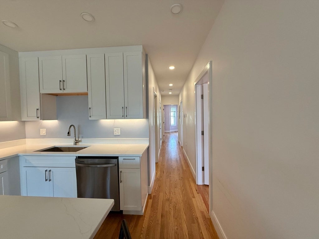 863 Saratoga St #3, Boston, MA Photo #8