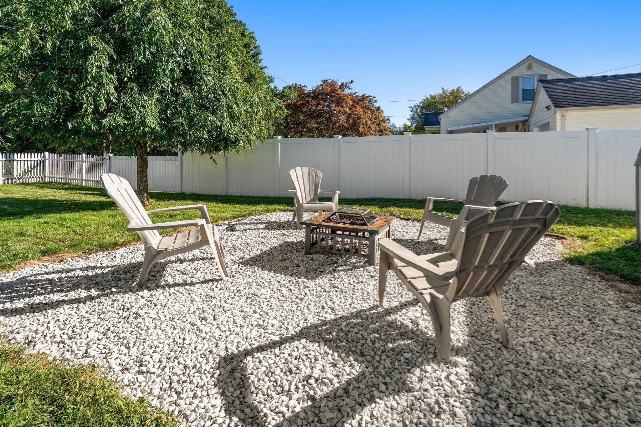 1 New York Ave, Blackstone, MA, 1 New York Ave, Blackstone, MA Photo #33