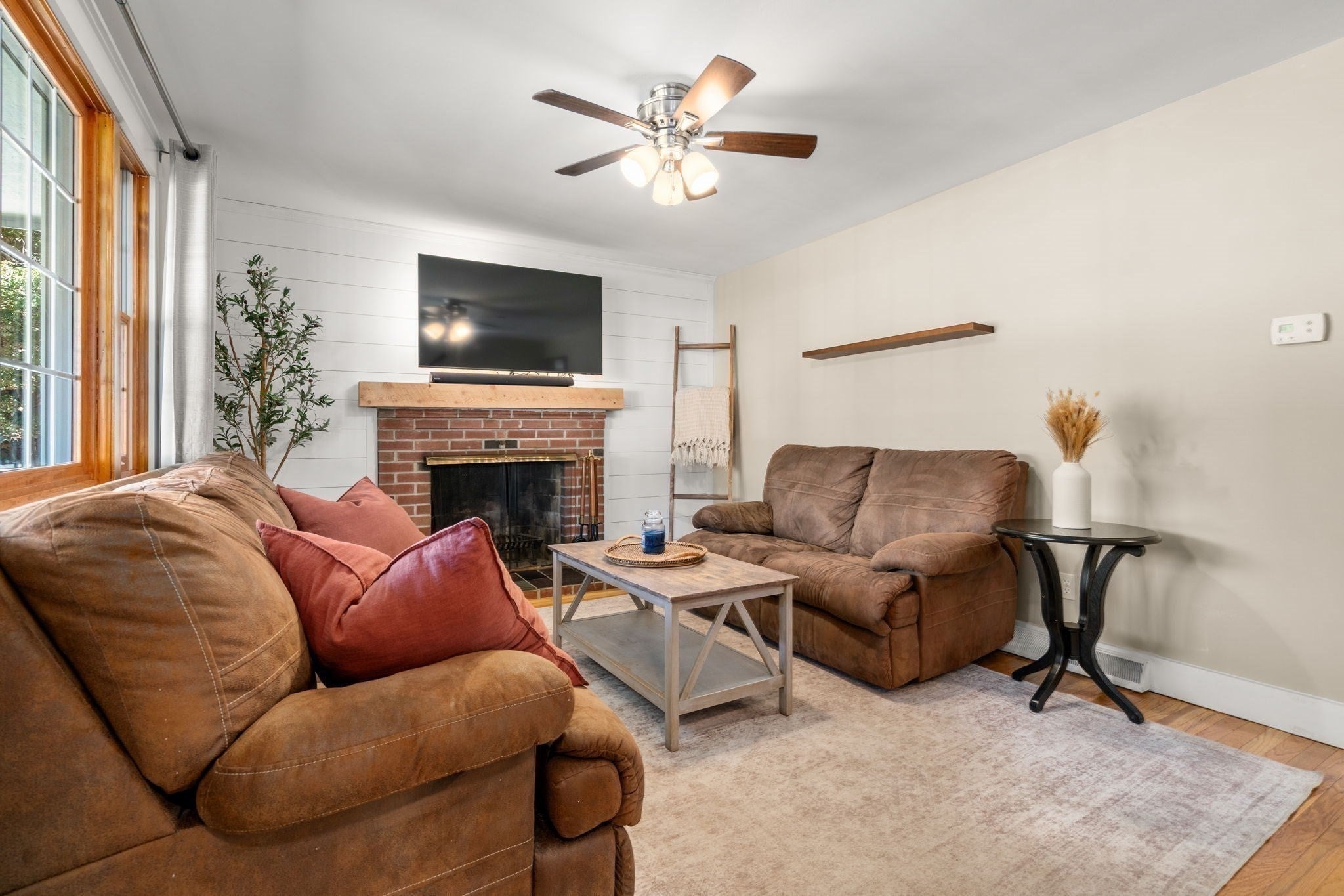 1 New York Ave, Blackstone, MA, 1 New York Ave, Blackstone, MA Photo #7