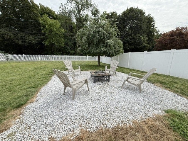 1 New York Ave, Blackstone, MA, 1 New York Ave, Blackstone, MA Photo #30