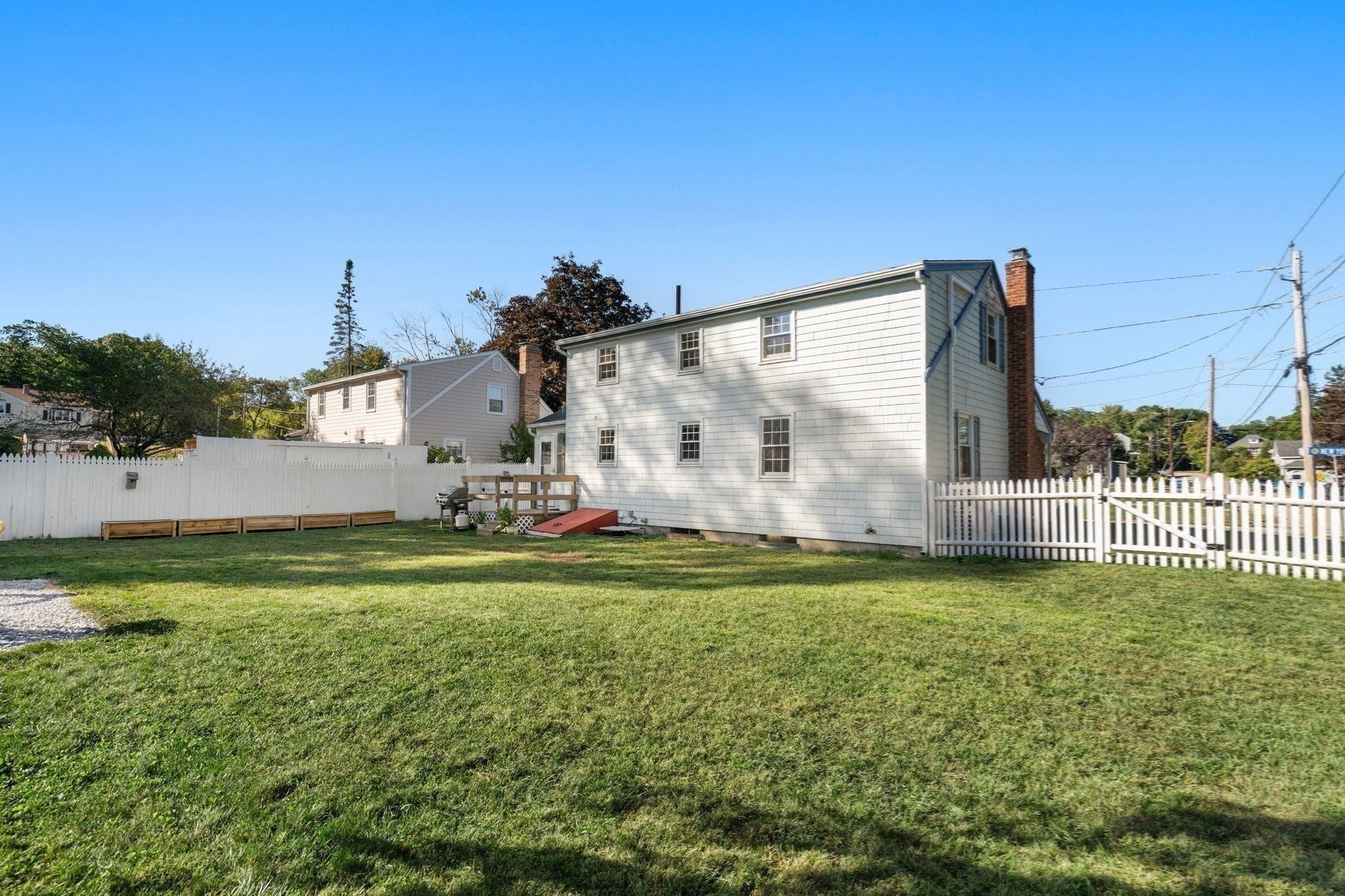 1 New York Ave, Blackstone, MA, 1 New York Ave, Blackstone, MA Photo #31