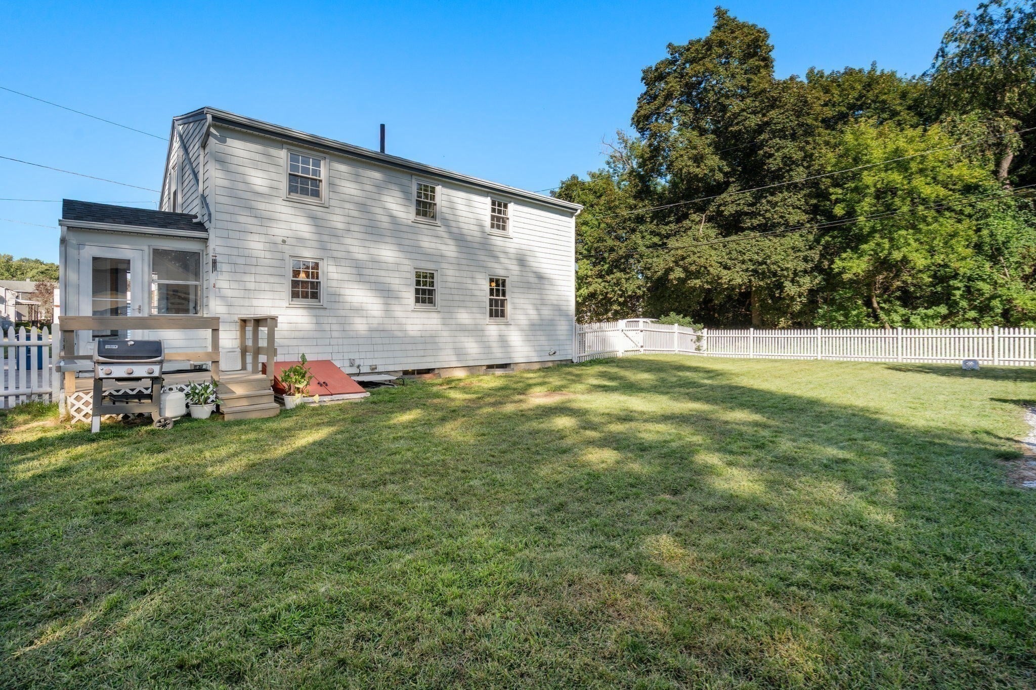 1 New York Ave, Blackstone, MA, 1 New York Ave, Blackstone, MA Photo #24