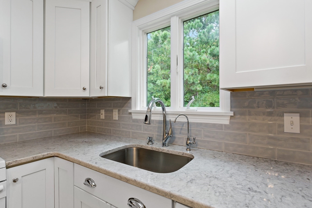 37 Pine Hill Blvd 30