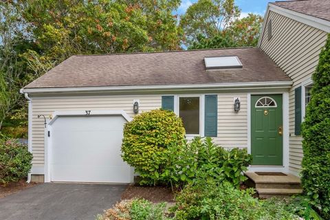 37 Pine Hill Blvd 30 Mashpee MA 02649