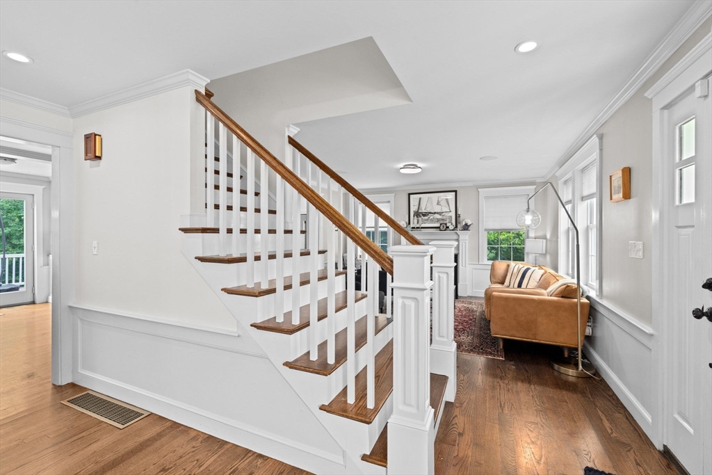 161 Hollett St