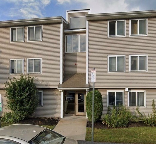 Click for 14 Leverett Ave #5, Boston, MA slideshow
